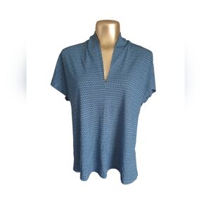 NWOT H&M M Vneck‎ blouse